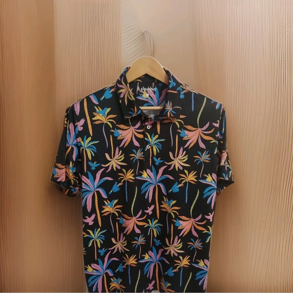 Chubbies Men's 'The Black Light‎ Night'  Performance Polo SzL  Grunge Golf Shirt